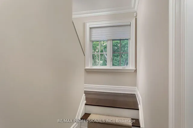 Additional image 27 of 1212 Royal York Rd