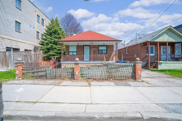 Additional image 8 of 371 Royal York Rd