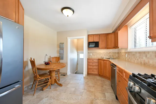 Additional image 8 of 419 Hampton Heath Rd