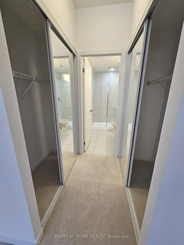 Additional image 10 of 4017 Hickory Dr Unit 5