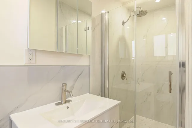 Additional image 25 of 139 Strathcona Cres