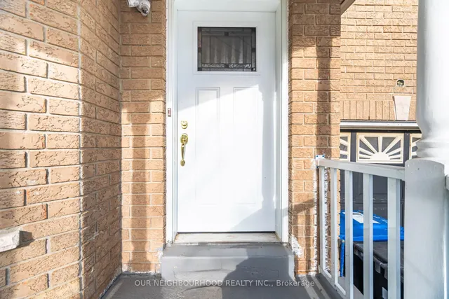 Additional image 2 of 71 Giraffe Ave