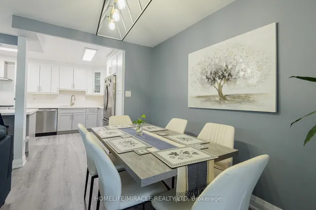 Additional image 35 of 714 The West Mall N/A Unit 1201