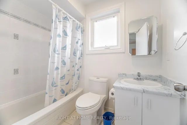 Additional image 30 of 5253 Palomar Cres