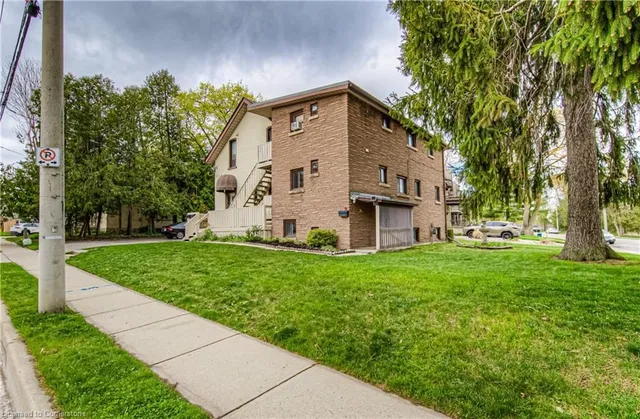 Additional image 3 of 126 David St