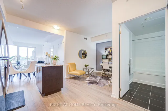 Additional image 5 of 85 Duke St Unit 405