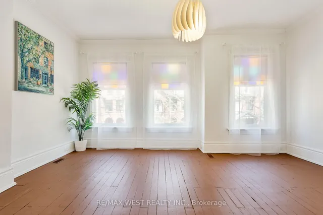 Additional image 29 of 17 Melbourne Ave