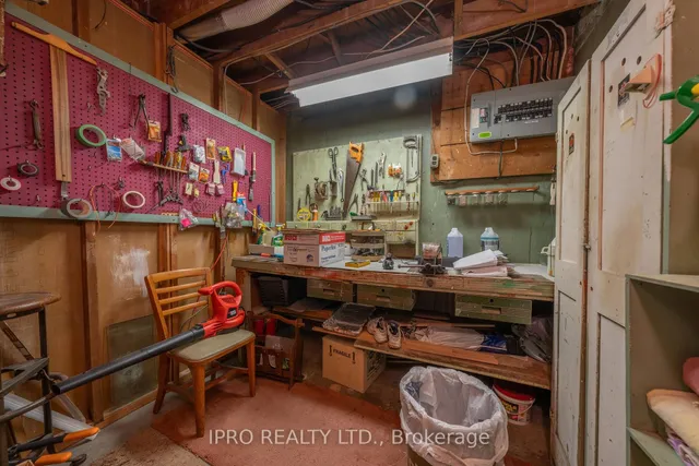 Additional image 34 of 32 Cloverhill Rd