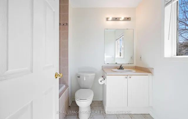 Additional image 32 of 1480 Britannia Rd Unit 155