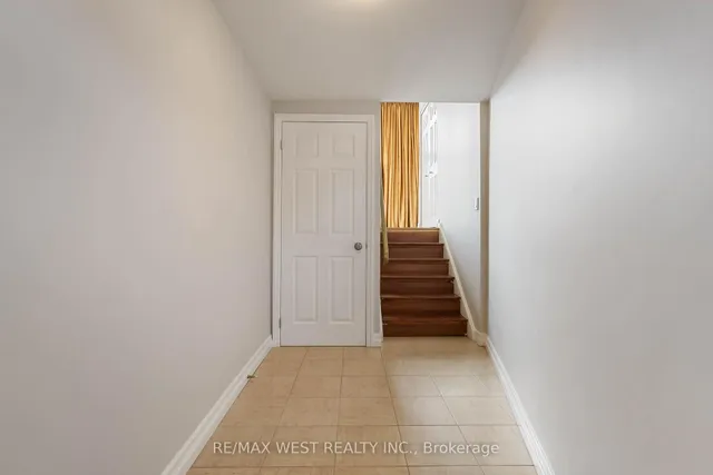 Additional image 16 of 290 Sprucewood Crt Unit 45