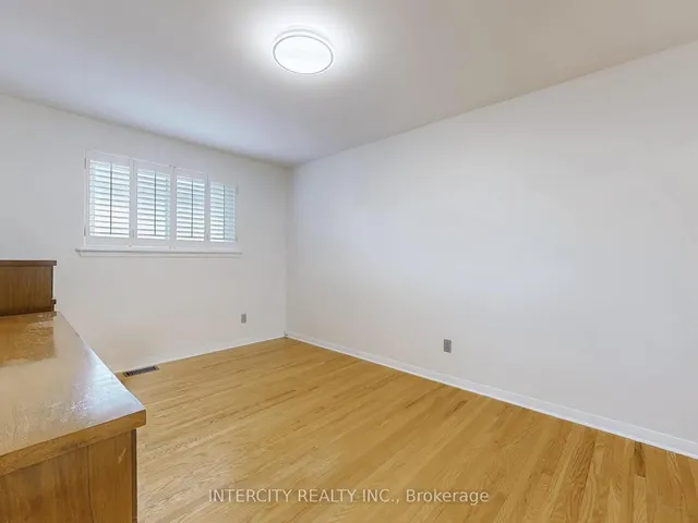 Additional image 22 of 26 Donnalyn Dr