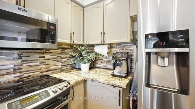 Additional image 17 of 599 Ashprior Ave