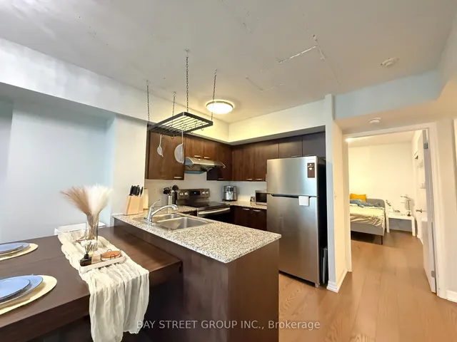 Additional image 9 of 22 Wellesley St Unit 1608