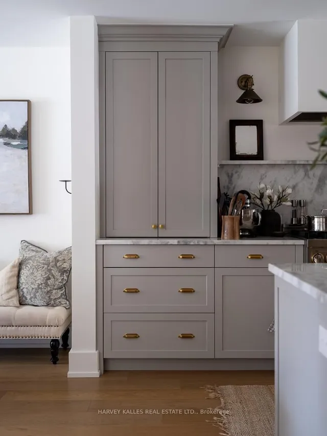 Additional image 18 of 516 St Clements Ave