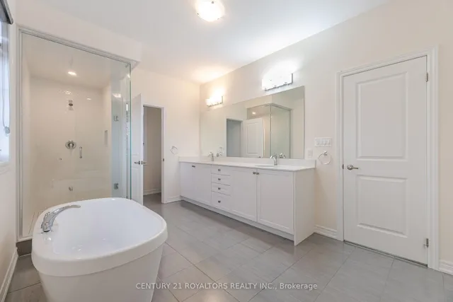 Additional image 33 of 1 Moorcroft Pl