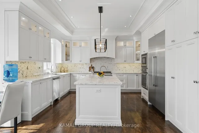 Additional image 11 of 253 Poyntz Ave