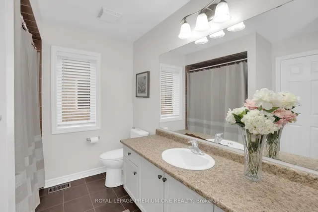 Additional image 29 of 8 Templeton Crt