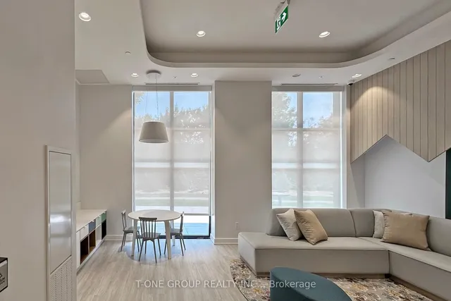 Additional image 43 of 188 Fairview Mall Dr Unit 516