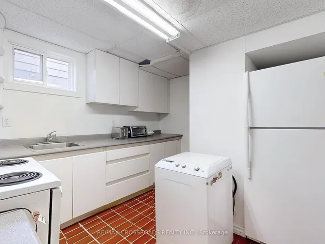 Additional image 37 of 62 Ernest Ave