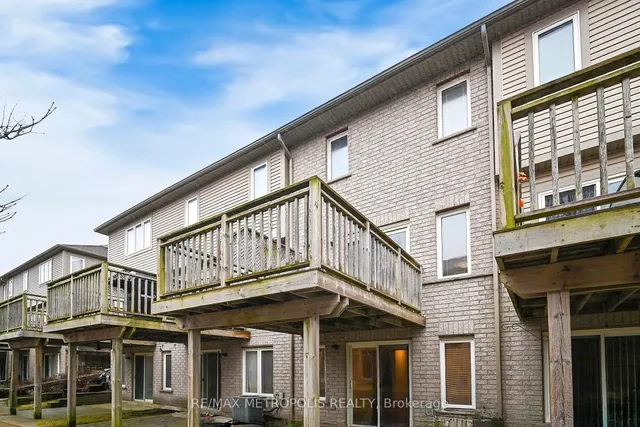 Additional image 39 of 10 FOXGLOVE Cres Unit 22