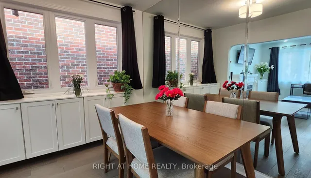 Additional image 10 of 887 Cosburn Ave