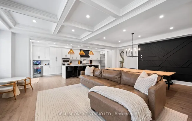 Additional image 16 of 547 Veterans Dr