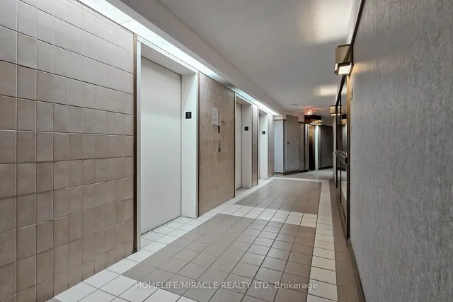 Additional image 25 of 160 Alton Towers Circ Unit 209