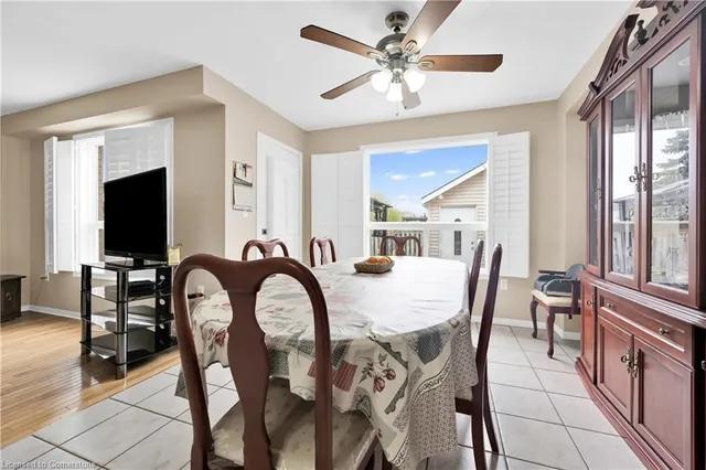 Additional image 11 of 21 Holyoake Dr