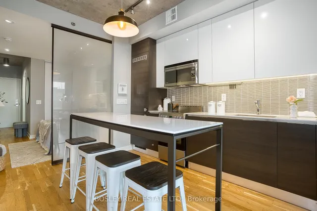 Additional image 16 of 8 Dovercourt Rd Unit 613