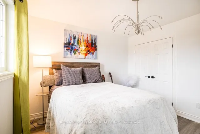 Additional image 36 of 135 ARROWHEAD Dr