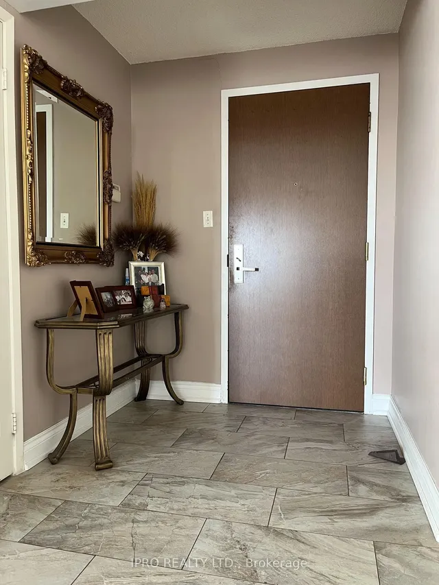 Additional image 3 of 45 Kingsbridge Garden Circ Unit 2805