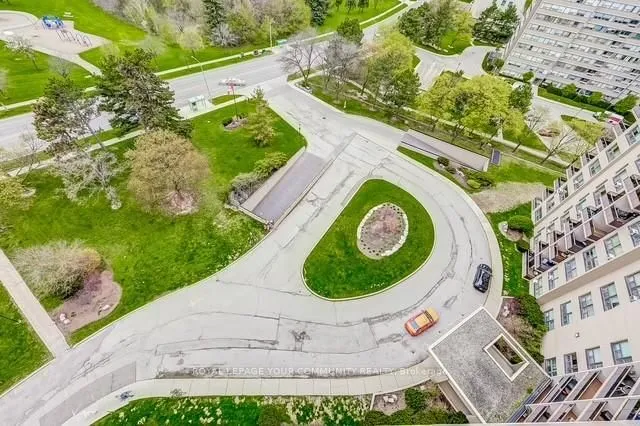 Additional image 15 of 451 The West Mall Dr Unit 1410