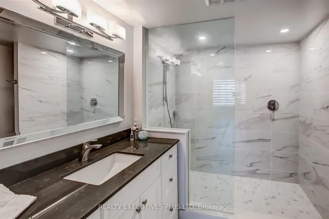 Additional image 9 of 215 The Donway Rd Unit 410