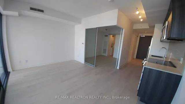 Additional image 13 of 25 Richmond St Unit 1414