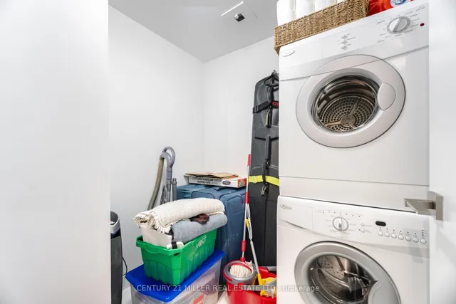 Additional image 23 of 15 Beverley St Unit 301