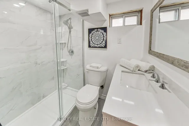 Additional image 31 of 37 Avis Cres