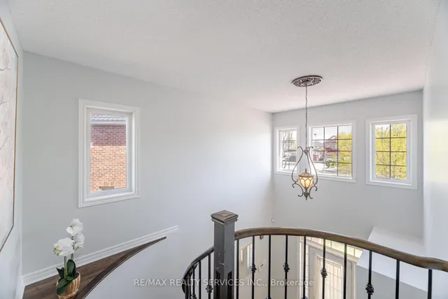 Additional image 19 of 69 Harbourtown Cres