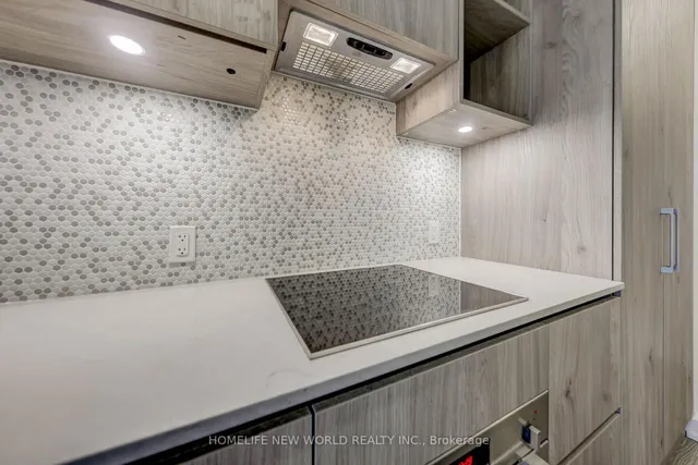 Additional image 24 of 1 Yorkville Ave Unit 1212