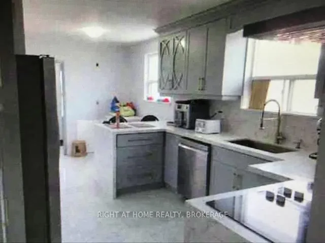 Additional image 6 of 3708 Woodruff Cres