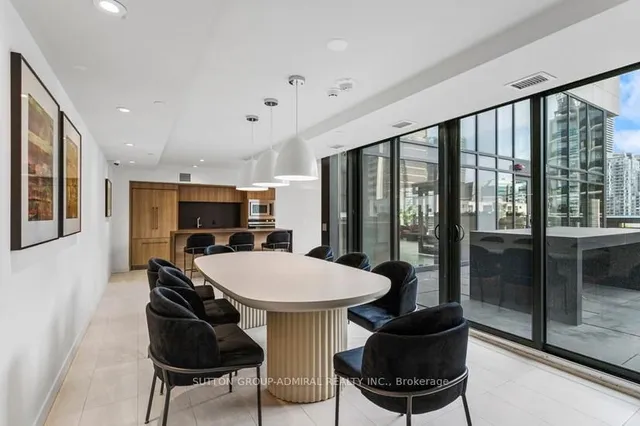 Additional image 12 of 81 Wellesley St Unit 2104