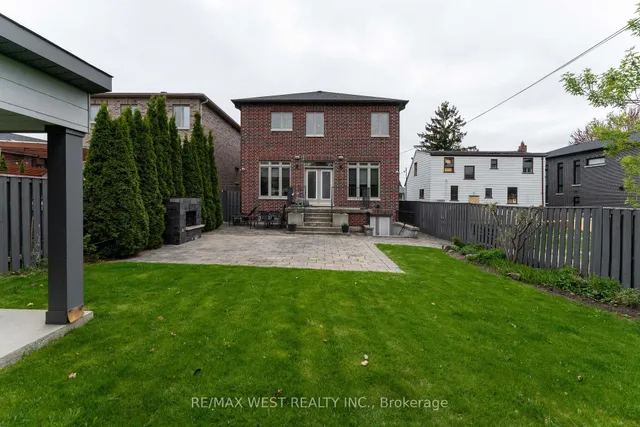 Additional image 29 of 1152 Glengrove Ave