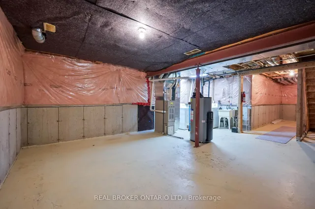 Additional image 23 of 4 Mountain Laurel Cres