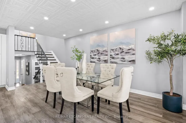 Additional image 17 of 955 King Rd Unit 7