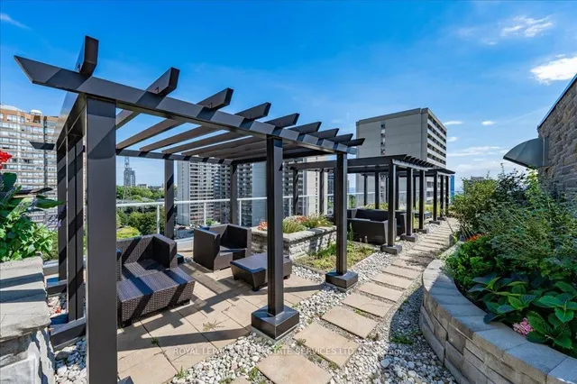 Additional image 43 of 551 Maple Ave Unit 615