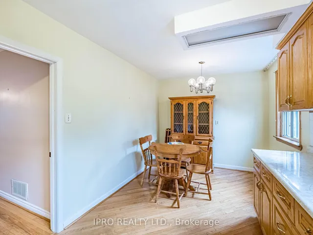 Additional image 18 of 43 Heman St