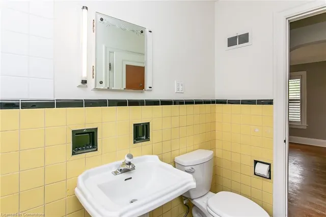 Additional image 22 of 330 Weber St