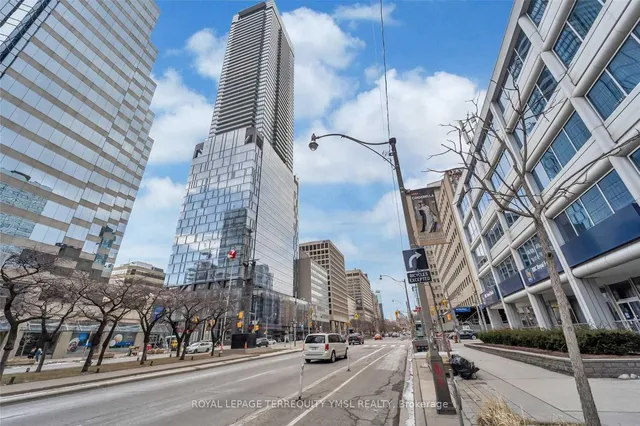 Additional image 24 of 488 University Ave Unit 4511