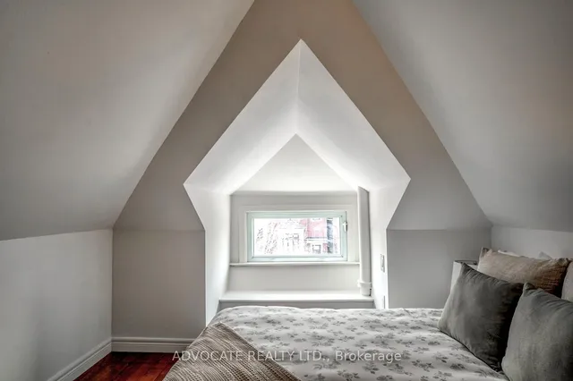 Additional image 26 of 110 Deloraine Ave