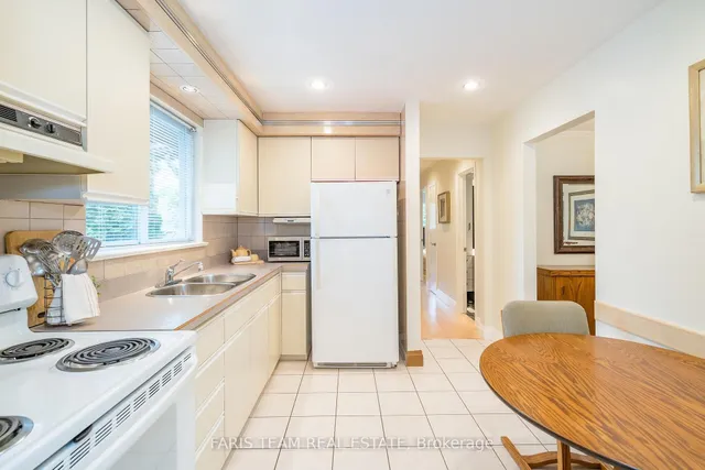 Additional image 4 of 7124 Cadiz Cres