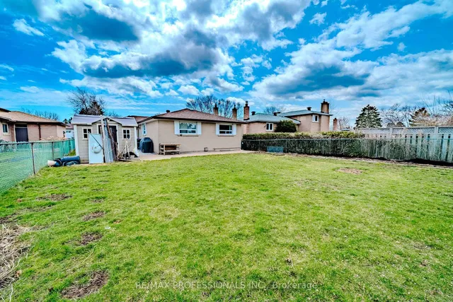 Additional image 37 of 184 Oakmeadow Blvd